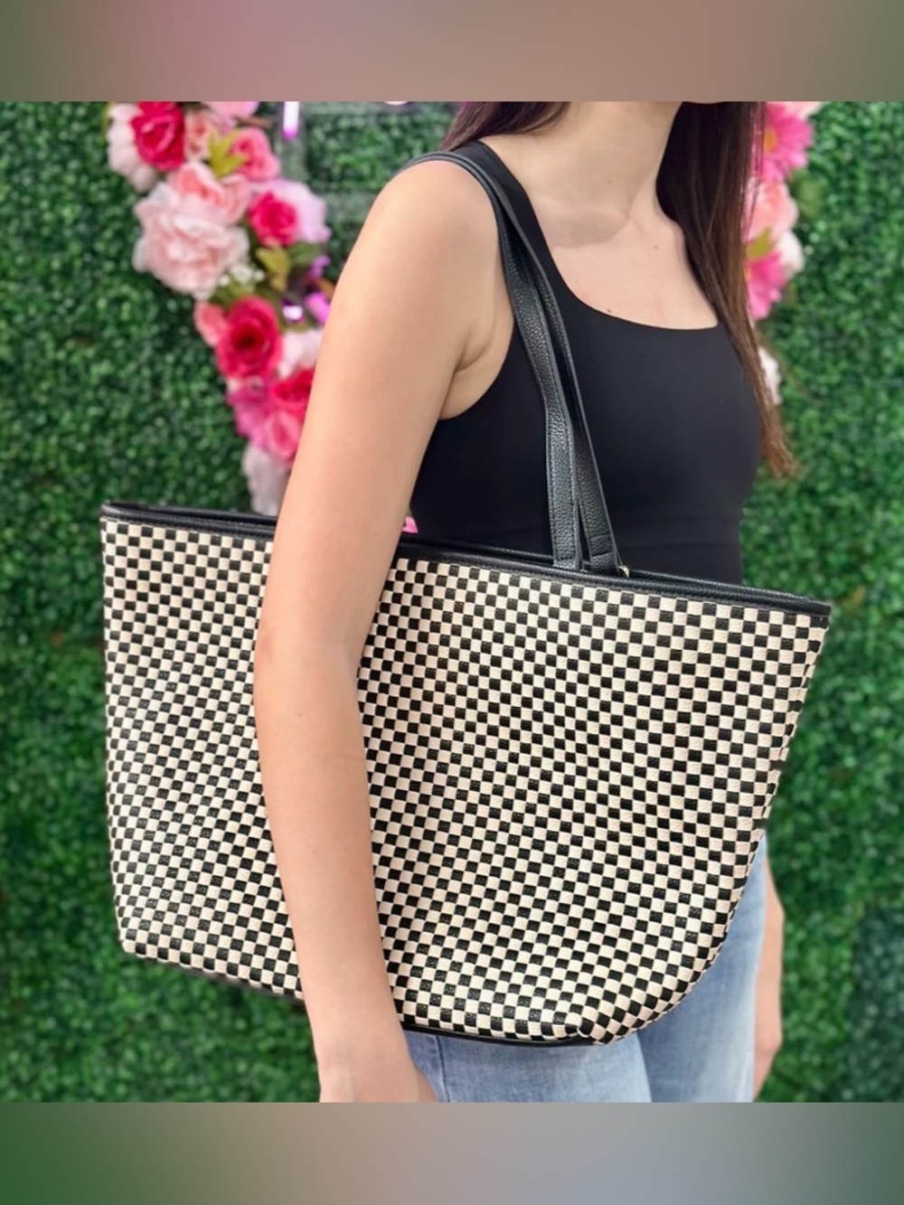 Pretty Simple Checkered ‘Tiffany’ Organizer Tote